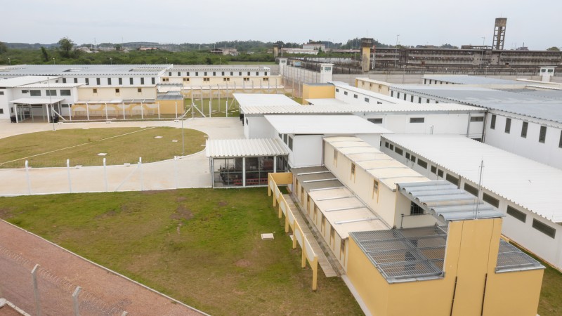 Vista aérea do prédio da penitenciária.